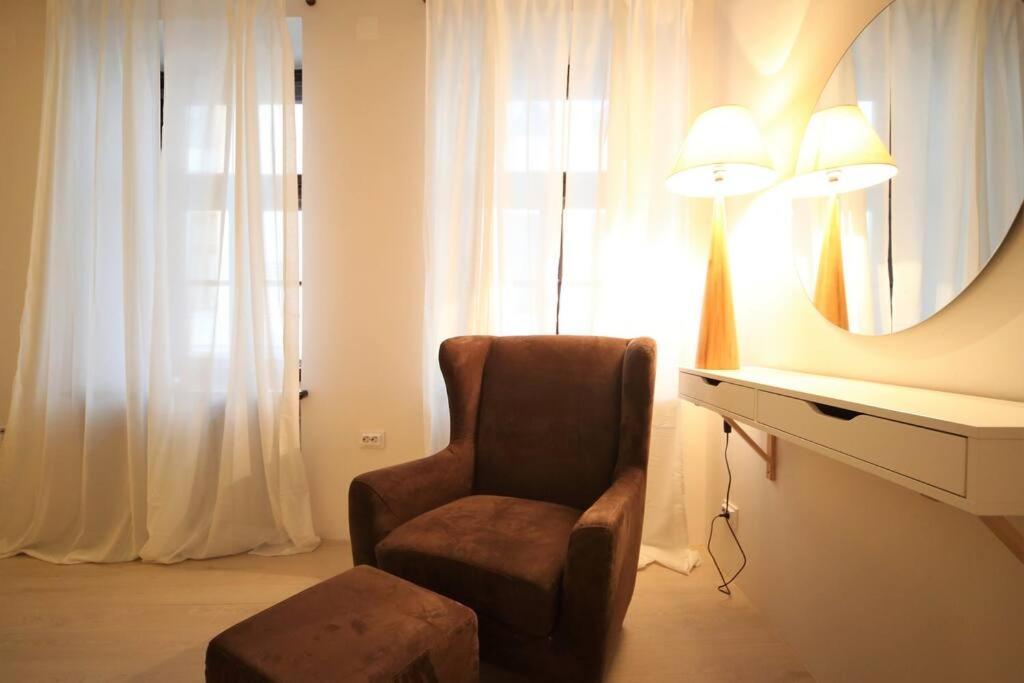 Lovely Two Bedroom In The Old Town Riga Buitenkant foto